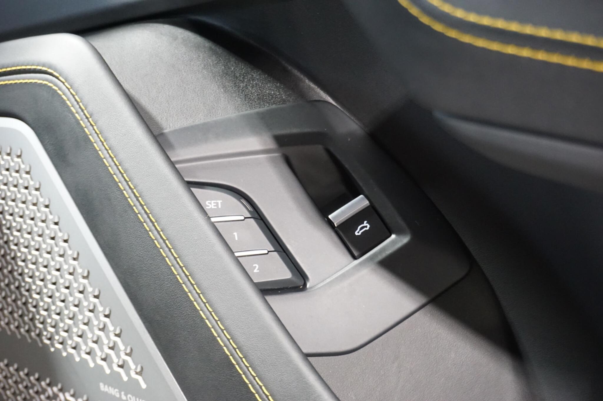 Lamborghini Urus 4.0 V8 BiTurbo SUV 5dr Petrol Auto 4WD Euro 6 (650 ps)